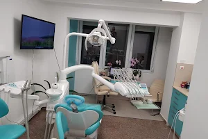 Зъболекар Д-р Гогова image