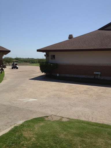 Golf Course «Twin Wells Golf Course», reviews and photos, 2000 E Shady Grove Rd, Irving, TX 75063, USA