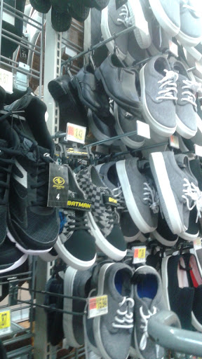 Department Store «Walmart Supercenter», reviews and photos, 632 Grassfield Pkwy, Chesapeake, VA 23322, USA