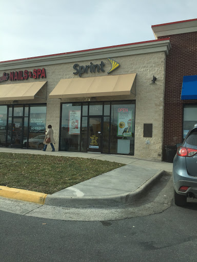 Sprint, 135 Crooked Run Plaza H110, Front Royal, VA 22630, USA, 