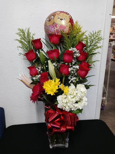 Lesly's Flowers Gifts & More