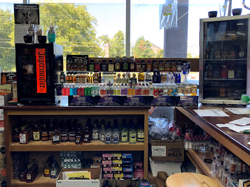 Wine Store «Grog Shoppe Wine and Spirits», reviews and photos, 1129 Trotwood Ave # 29, Columbia, TN 38401, USA