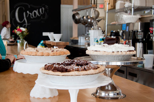 Pie Shop «Dollop Coffee & The Hoosier Mama Pie Company», reviews and photos, 749 Chicago Ave, Evanston, IL 60202, USA