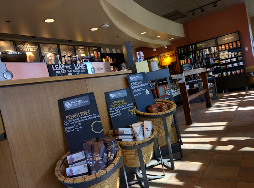 Coffee Shop «Starbucks», reviews and photos, 13480 Briar St, Leawood, KS 66209, USA