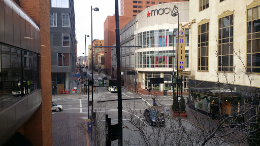 Department Store «Saks Fifth Avenue», reviews and photos, 101 W 5th St, Cincinnati, OH 45202, USA