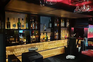 36 Downtown - Restobar image