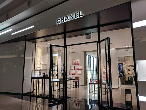 Clothing Store «Chanel», reviews and photos, 4200 Conroy Rd, Orlando, FL 32839, USA