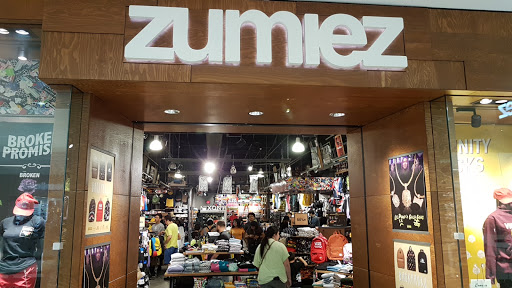 Zumiez