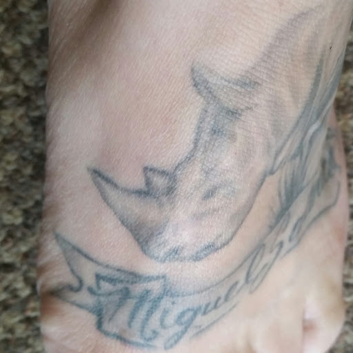 Tattoo Shop «Below Radar Tattoo», reviews and photos, 639 1st Ave N, Fargo, ND 58102, USA