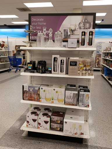 Clothing Store «Ross Dress for Less», reviews and photos, 2327 Street Rd, Bensalem, PA 19020, USA