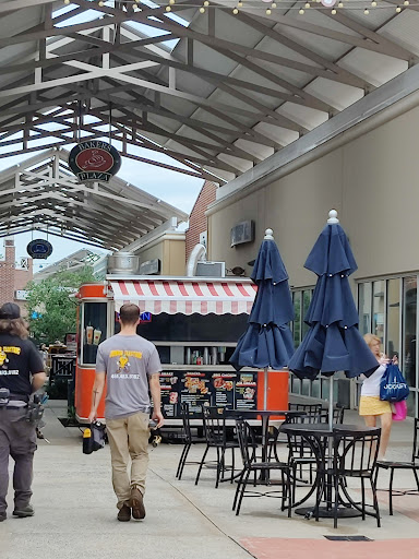 Shopping Mall «Philadelphia Premium Outlets», reviews and photos, 18 West Lightcap Road, Pottstown, PA 19464, USA