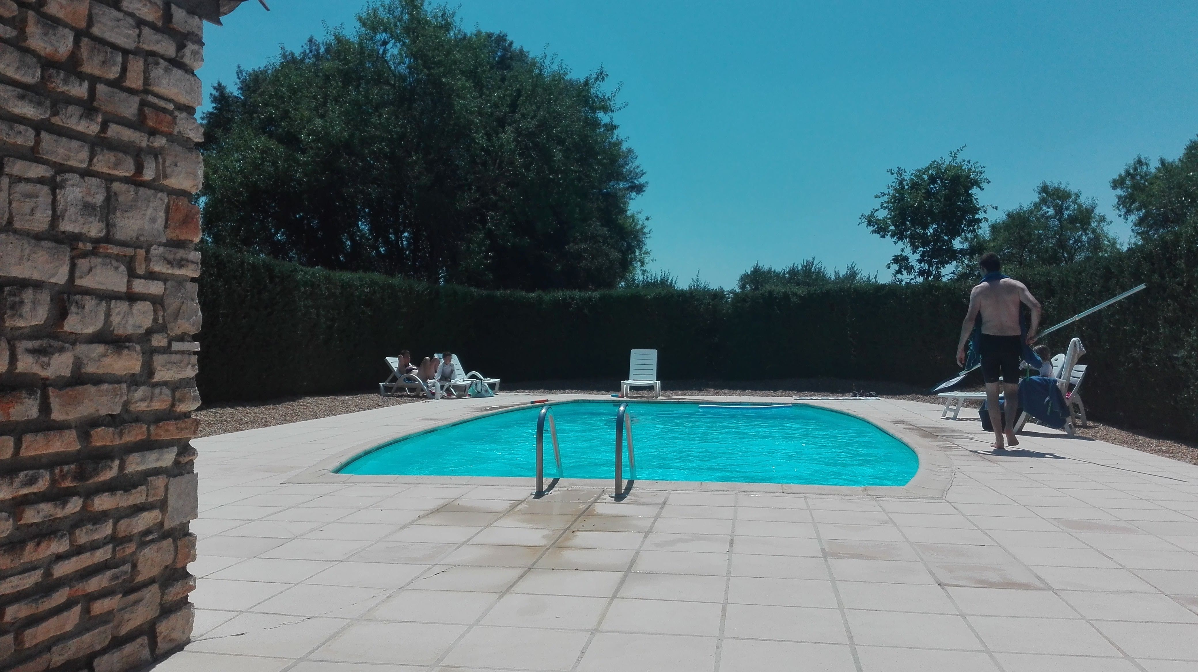Photo n° 2 de l'avis de Nadke. fait le 15/08/2016 à 07:10