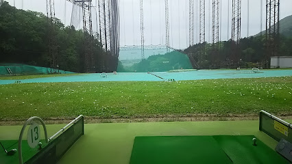 石山ゴルフ練習場