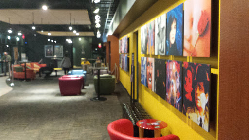Movie Theater «Fleur Cinema & Café», reviews and photos, 4545 Fleur Dr, Des Moines, IA 50321, USA
