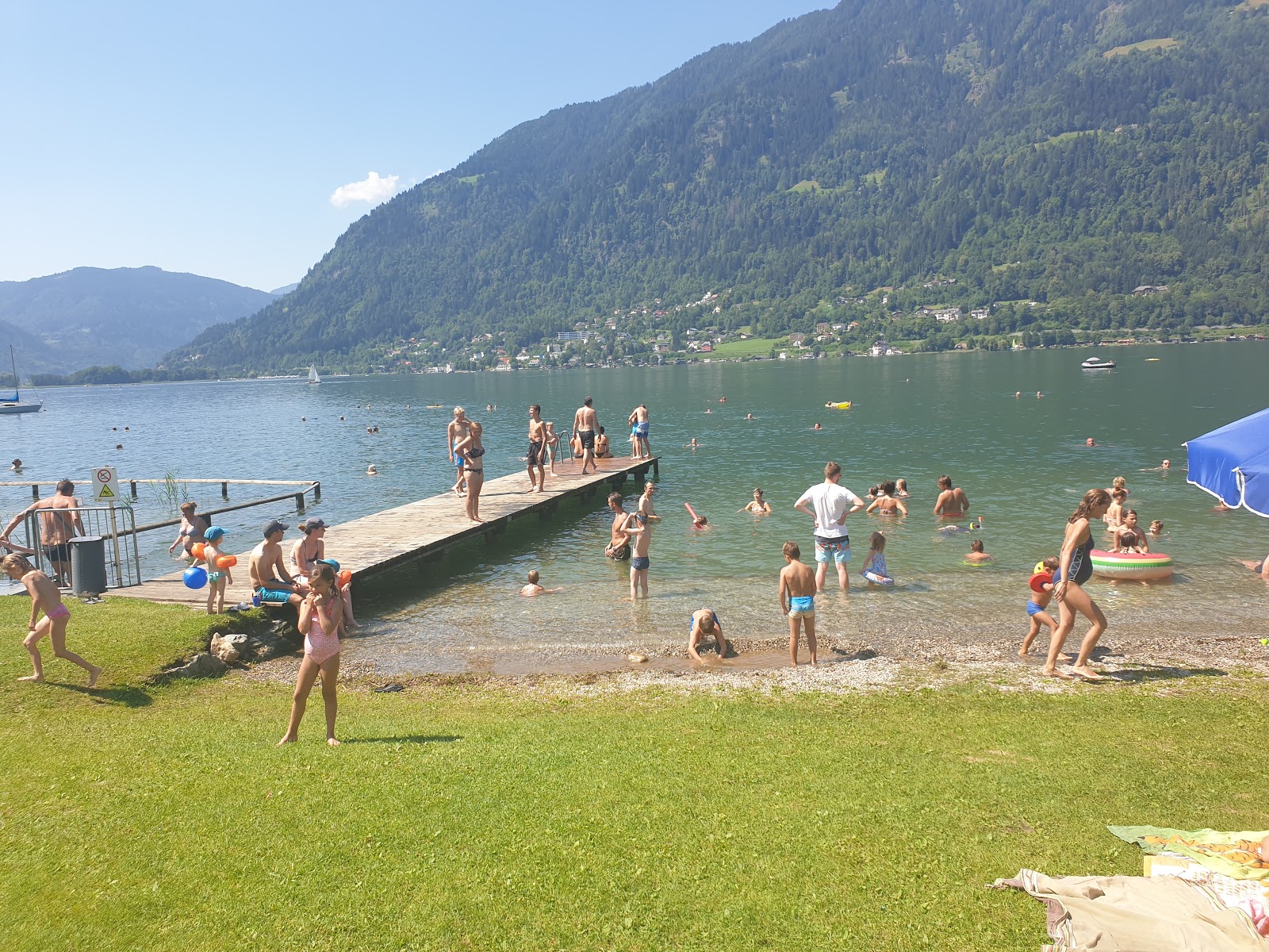Foto von Seebad St. Andrae mit kurze, gerade küste