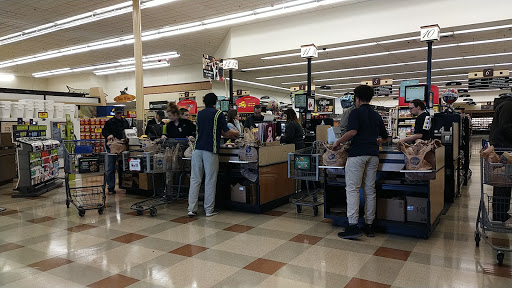 Grocery Store «Kroger», reviews and photos, 940 US-64 US 64 Highway, Apex, NC 27523, USA