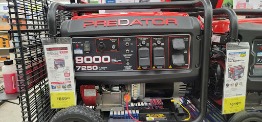 Hardware Store «Harbor Freight Tools», reviews and photos, 2658 Peters Creek Pkwy, Winston-Salem, NC 27127, USA