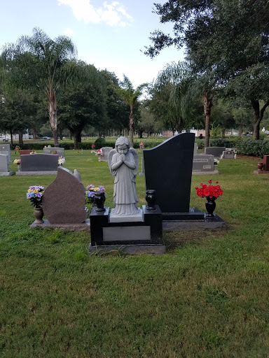 Funeral Home «Hardage - Giddens Greenlawn Funeral Home», reviews and photos, 4300 Beach Blvd, Jacksonville, FL 32207, USA