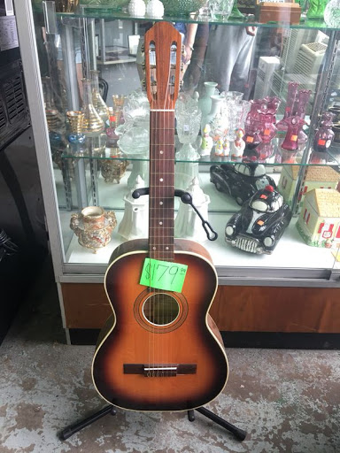 Pawn Shop «JAWS MEGA PAWN & TRADING POST», reviews and photos, 846 W Main St, New Britain, CT 06053, USA