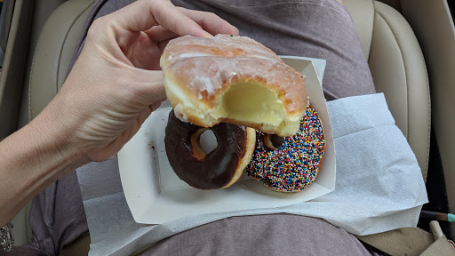 Donut Shop «Donut King», reviews and photos, 1660 Girod St, Mandeville, LA 70448, USA