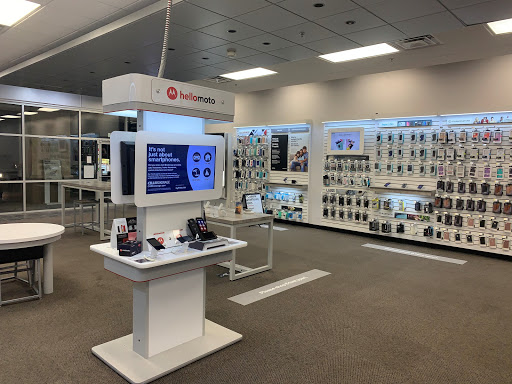 Cell Phone Store «GoWireless Verizon Authorized Retailer», reviews and photos, 756 S Gilbert Rd #107, Gilbert, AZ 85296, USA