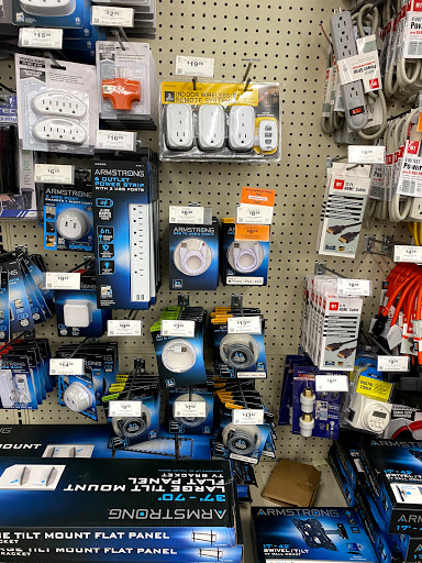 Hardware Store «Harbor Freight Tools», reviews and photos, 5952 Pacific Blvd, Huntington Park, CA 90255, USA