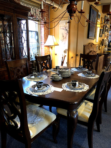 Consignment Shop «Consignment Gallery at 56», reviews and photos, 56 Sterling St, Clinton, MA 01510, USA