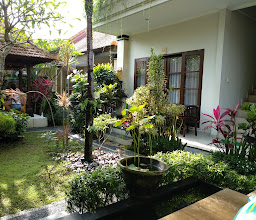 Gatra Ubud Inn photo