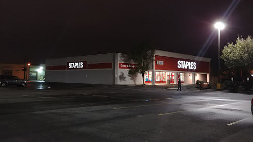 Office Supply Store «Staples», reviews and photos, 160 Sunrise Hwy, Freeport, NY 11520, USA