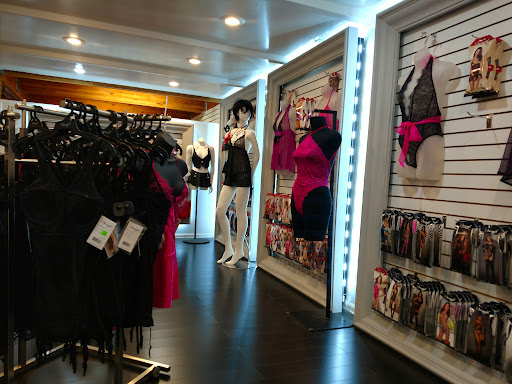 Adult Entertainment Store «Fairvilla Megastore», reviews and photos, 1740 N Orange Blossom Trail, Orlando, FL 32804, USA