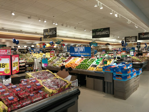 Grocery Store «Super Stop & Shop», reviews and photos, 100 Macy St, Amesbury, MA 01913, USA