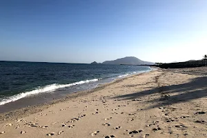 Zubara Beach image