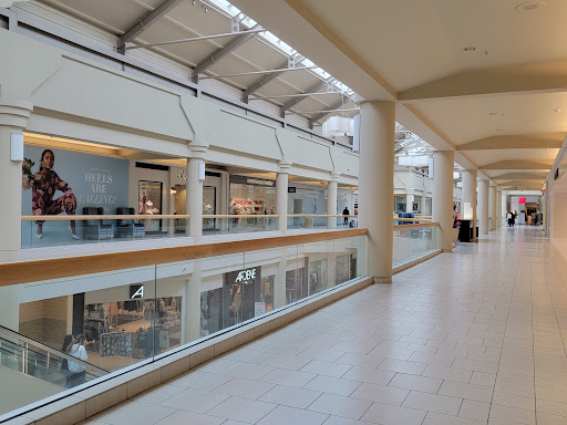 Shopping Mall «Freehold Raceway Mall», reviews and photos, 3710 U.S. 9, Freehold, NJ 07728, USA