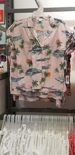 Clothing Store «Old Navy», reviews and photos, 100 Premium Outlets Dr, Blackwood, NJ 08012, USA