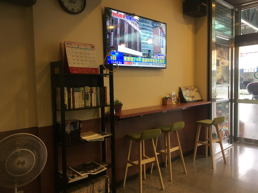 麥味登 大溪介壽店