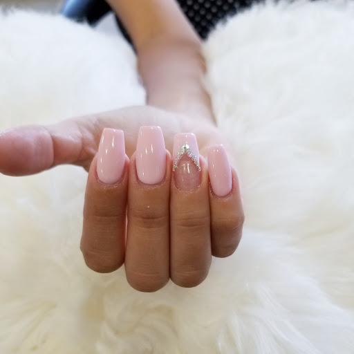 Beauty Salon «Emerald Beauty Salon», reviews and photos, 748 Emerald St, San Diego, CA 92109, USA