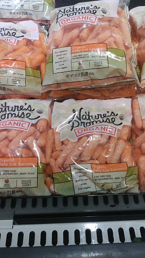 Supermarket «Super Stop & Shop», reviews and photos, 533 E Main St, Bay Shore, NY 11706, USA