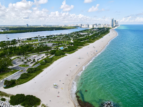 Haulover beach II