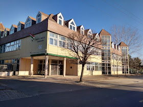 School of Business Dunakeszi