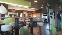 Atmosphère du Restauration rapide McDonald's à Servon-sur-Vilaine - n°1