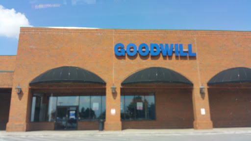 Donations Center «Goodwill of North Georgia: Pleasant Hill Store, Career and Donation Center», reviews and photos, 1502 Pleasant Hill Rd, Duluth, GA 30096, USA