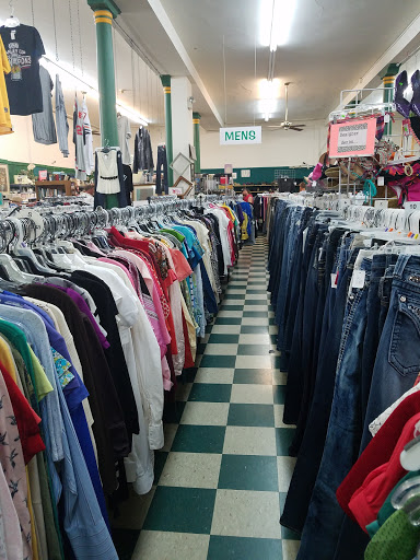 Thrift Store «The Village Thrift Shop», reviews and photos, 910 Main St, Antioch, IL 60002, USA