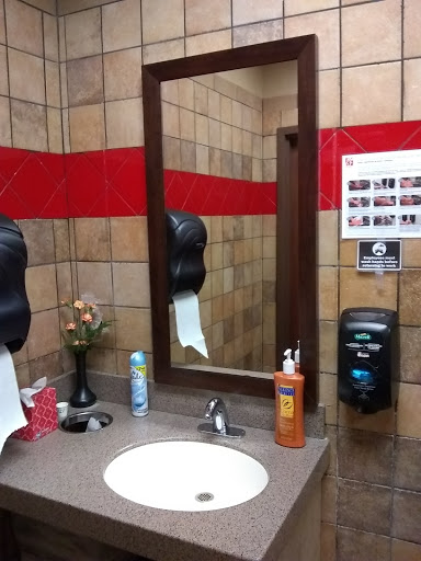 Fast Food Restaurant «Chick-fil-A», reviews and photos, 1094 International Pkwy, Fredericksburg, VA 22406, USA