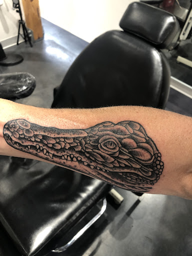 Tattoo Shop «Dogstar Tattoo Company», reviews and photos, 807 E Main St, Durham, NC 27701, USA