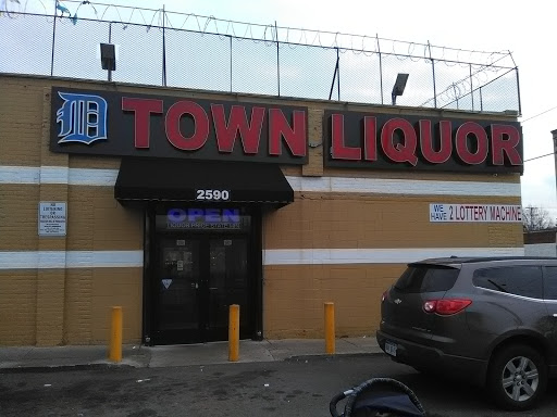 D Town Liquor Shop, 2597 Puritan Ave, Detroit, MI 48238, USA, 