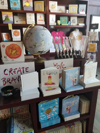 Book Store «Blue Bunny», reviews and photos, 577 High St, Dedham, MA 02026, USA