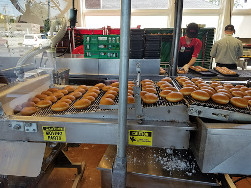 Shopping Mall «Southland Shopping Center», reviews and photos, 6944 W 130th St, Middleburg Heights, OH 44130, USA