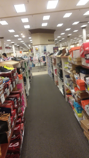 Bealls, 2705 50th St, Lubbock, TX 79413, USA, 