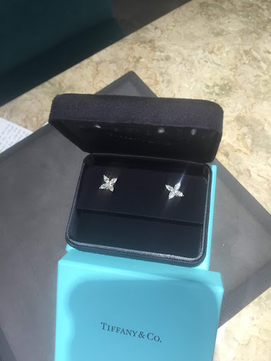 Jewelry Store «Tiffany & Co.», reviews and photos, 100 Huntington Ave, Boston, MA 02116, USA