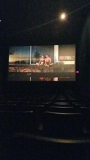 Movie Theater «United Artists Hampton Bays 5», reviews and photos, 119 W Montauk Hwy, Hampton Bays, NY 11946, USA